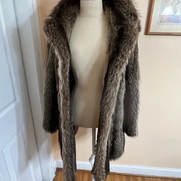 Vintage Hopper Furs Mid Length Raccoon Coat. Sz S-M - Picture 12 of 16